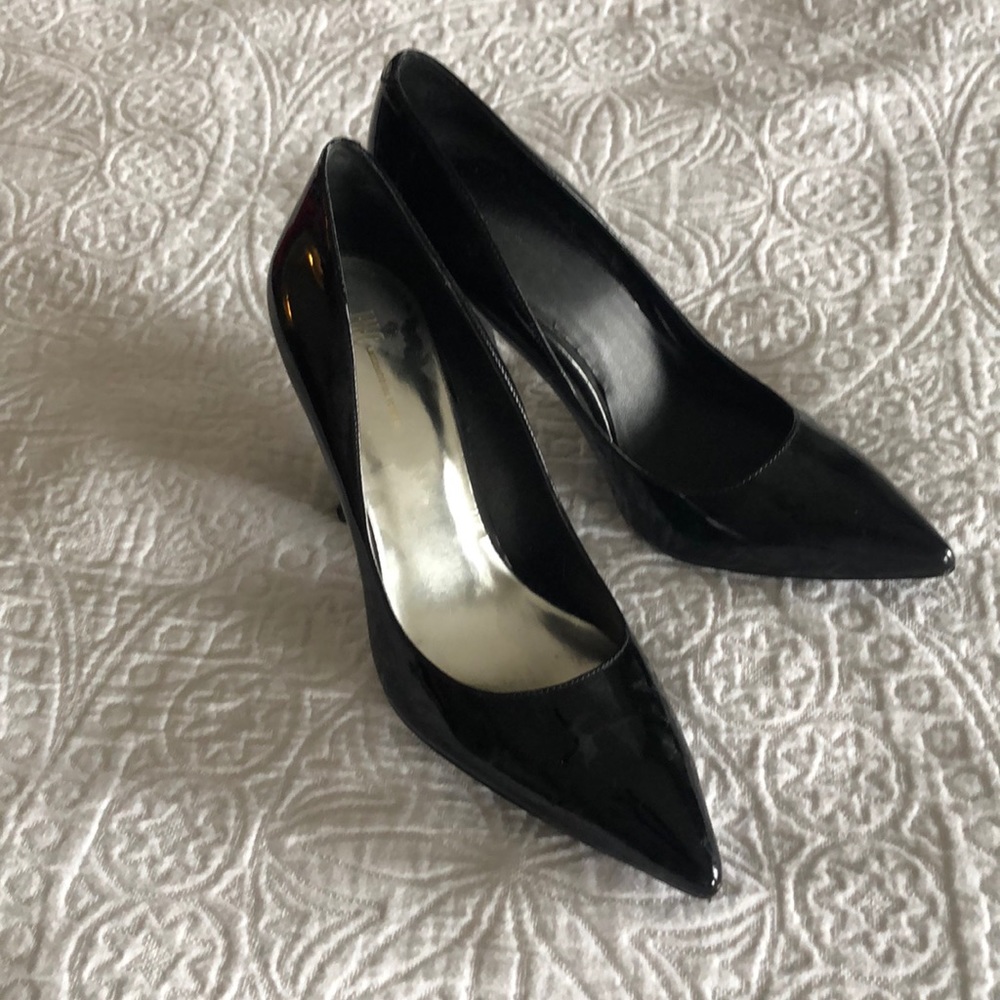INC pointy toe pumps
